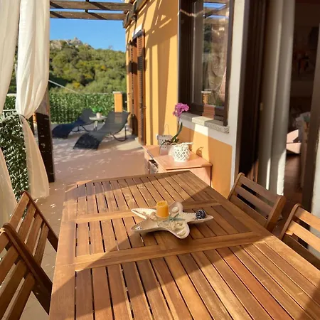 Charming With Dreamy Terrace Apartmán Arzachena